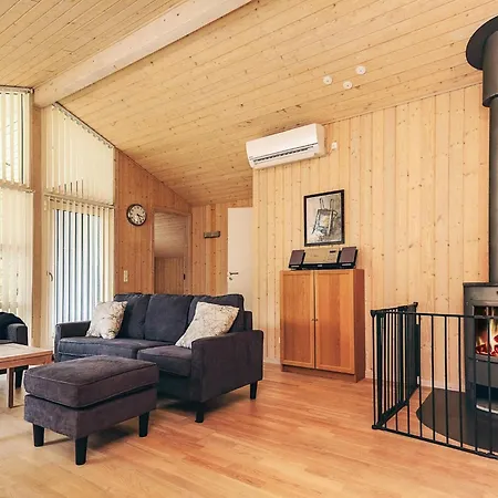 10 Person In Fjerritslev-by Traum * Torup Strand