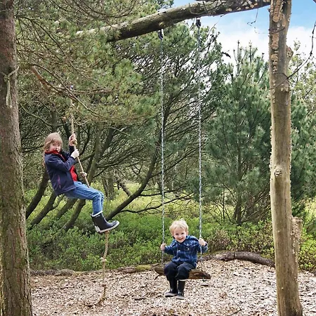 10 Person In Fjerritslev-by Traum