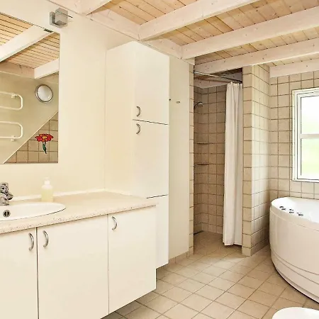Semesterbostad 10 Person In Fjerritslev *